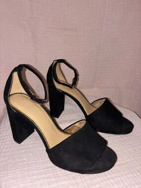 H&M Black Suede Heels